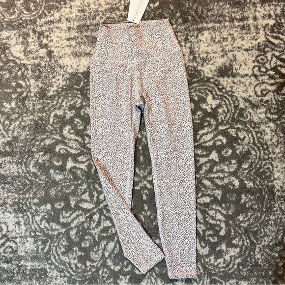 ALLFENIX Clay Cheetah 7/8 Leggings NWT - Picture 3 of 9
